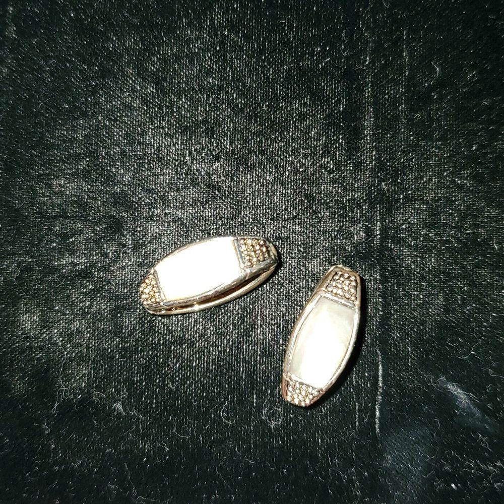Monet Silvertone Shell Mother of Pearl Agates Clip-On‎ Magnetic Hoop Earrings